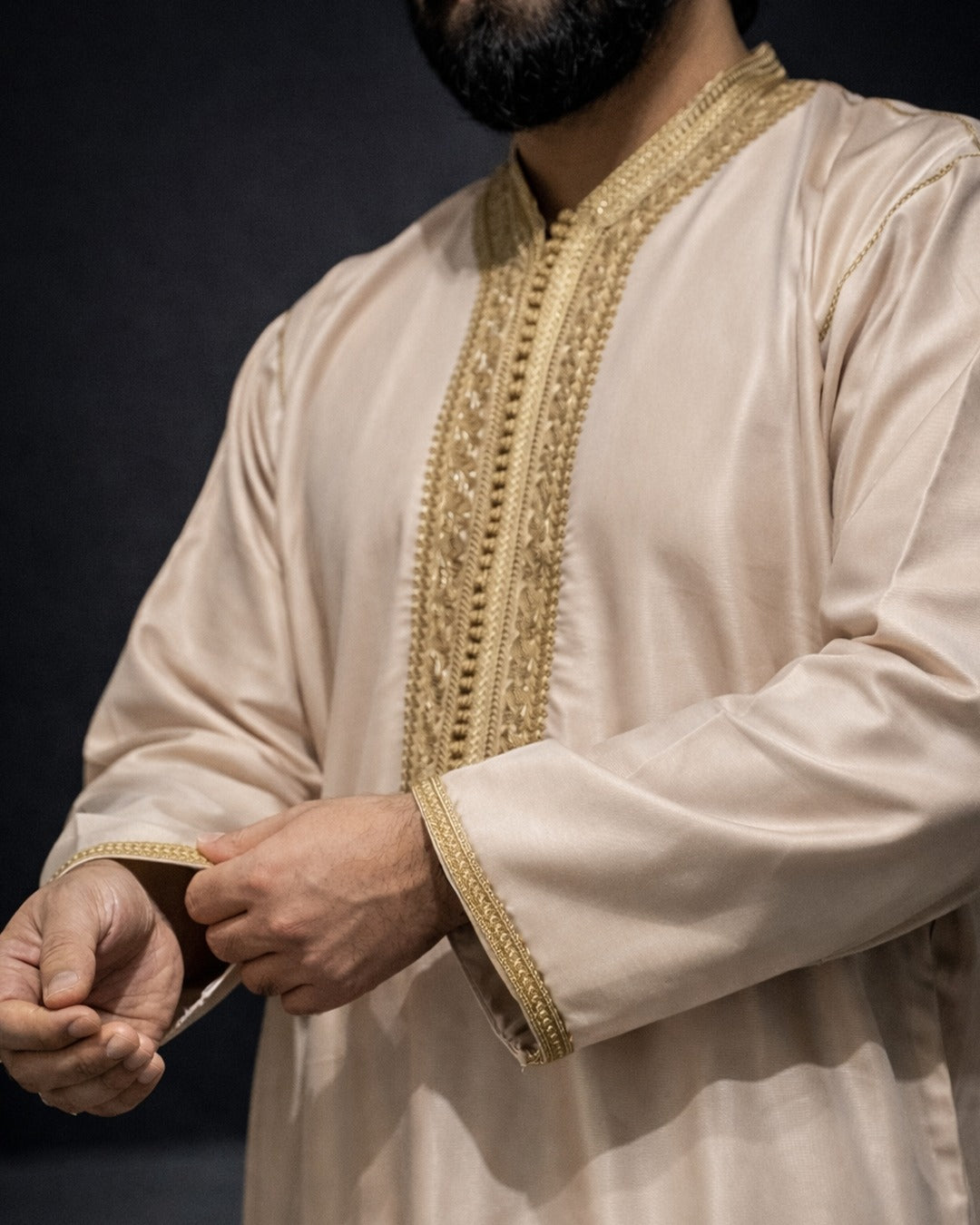 Men’s Moroccan Gabardine Caftan – Traditional Islamic Thobe | Premium Beige Gandoura for Eid & Ramadan