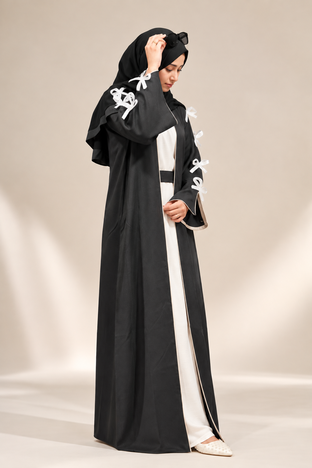 Elegant Black Linen Bow Abaya – Dubai Made