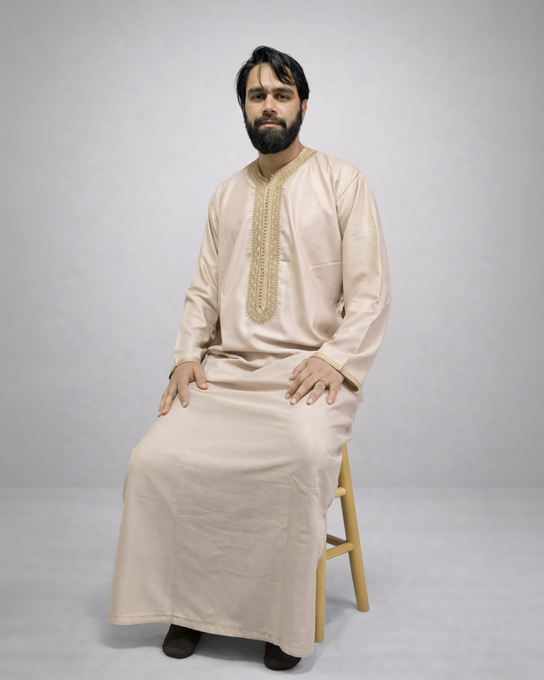 Men’s Moroccan Gabardine Caftan – Traditional Islamic Thobe | Premium Beige Gandoura for Eid & Ramadan