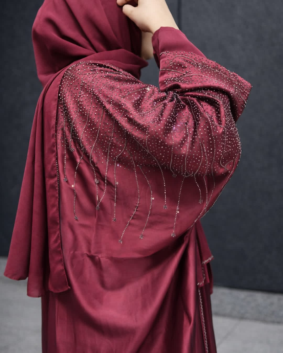 Burgundy Luxe Stone Abaya – Dubai Made