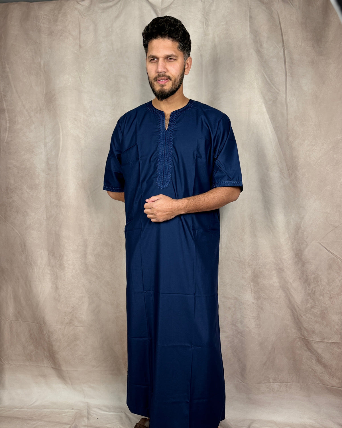 Timeless Moroccan Elegance – Men's Short Sleeve Viscose Thobe – 02