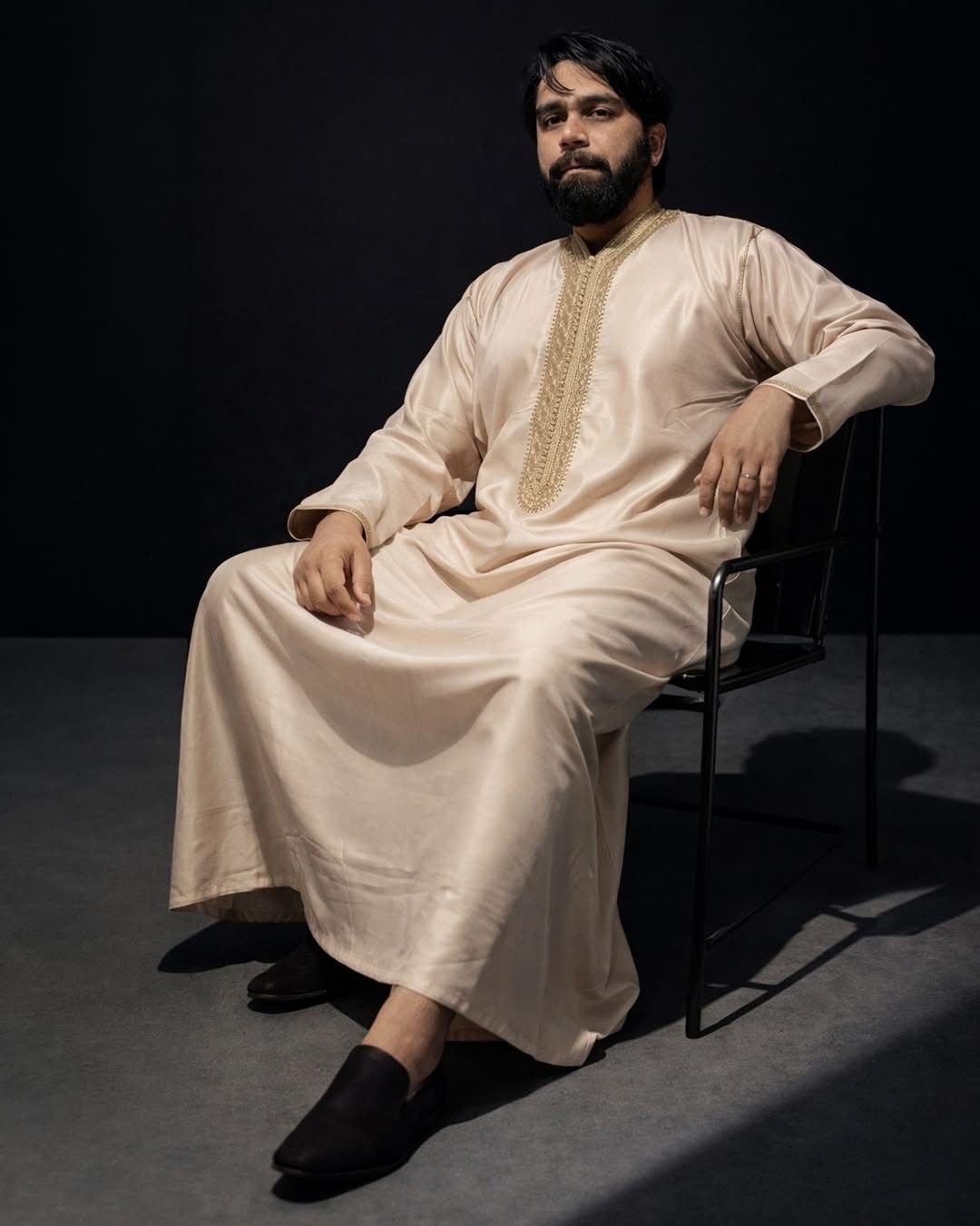 Men’s Moroccan Gabardine Caftan – Traditional Islamic Thobe | Premium Beige Gandoura for Eid & Ramadan